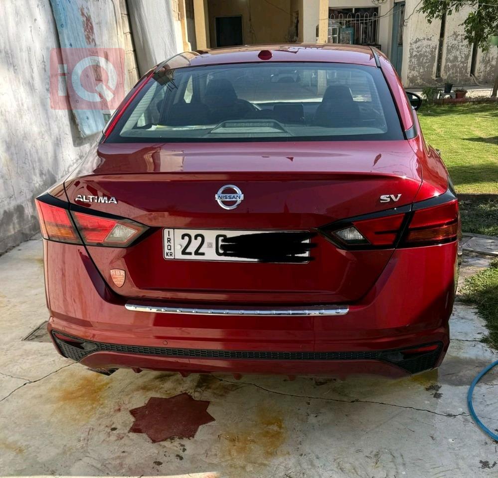 نیسان ئەلتیما